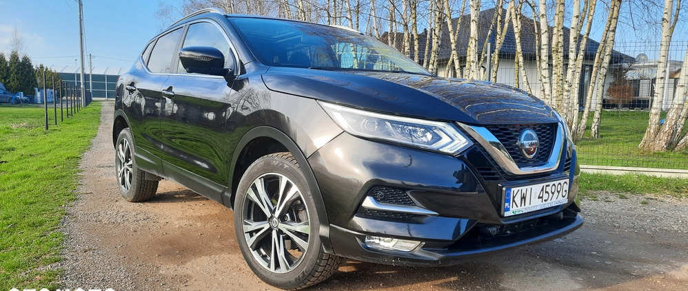 Nissan Qashqai cena 69500 przebieg: 82000, rok produkcji 2018 z Wieliczka małe 79